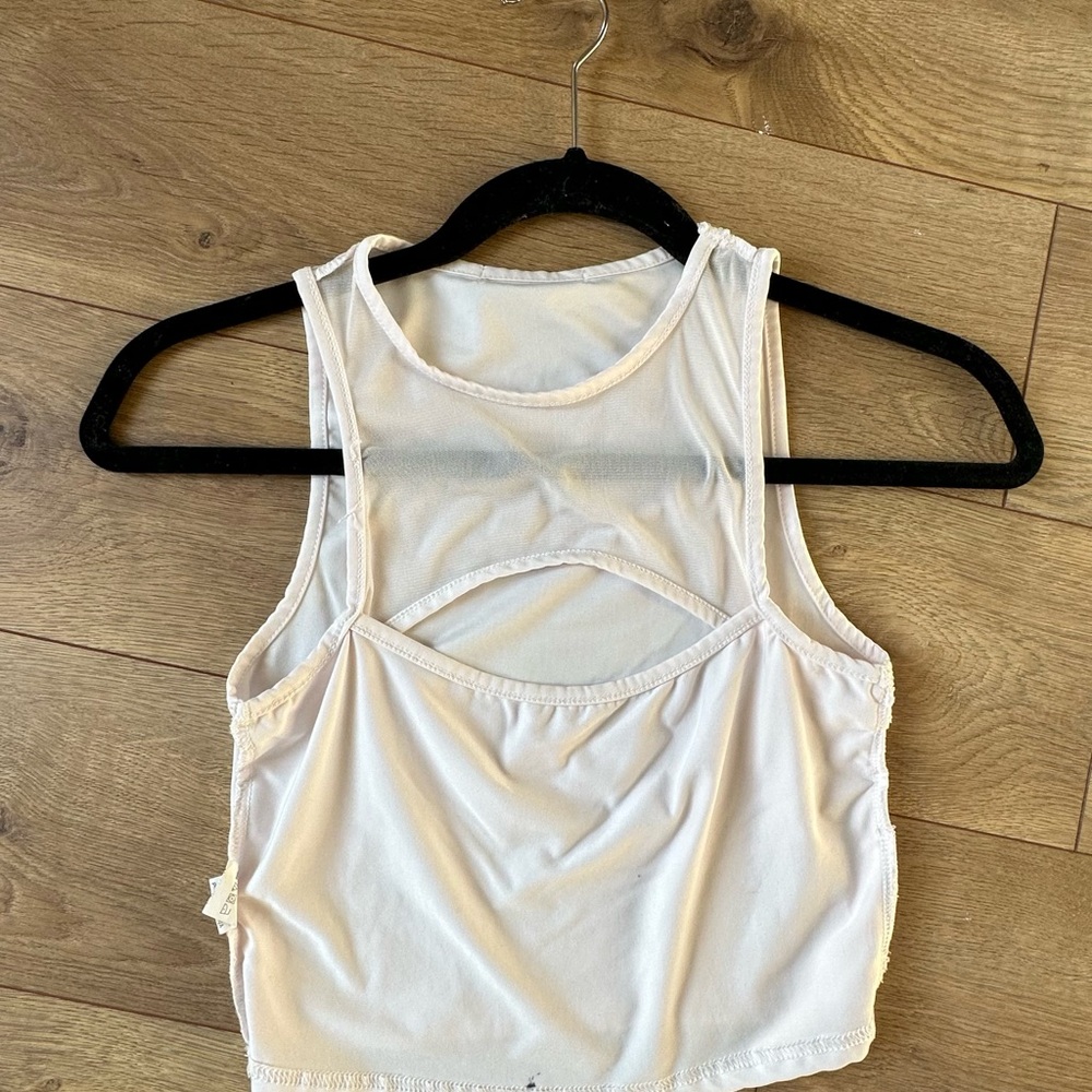 White Sleeveless Women's Crop Top with cutout